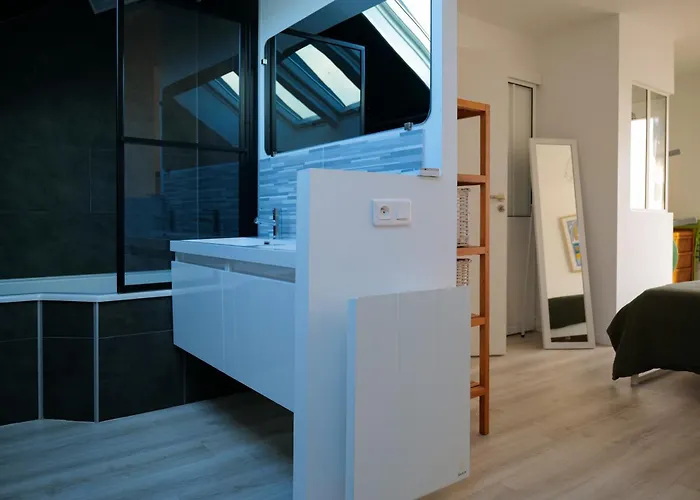 Casa vacanze L'échappée Sablaise - Maison Proche Gare - 6 Personnes